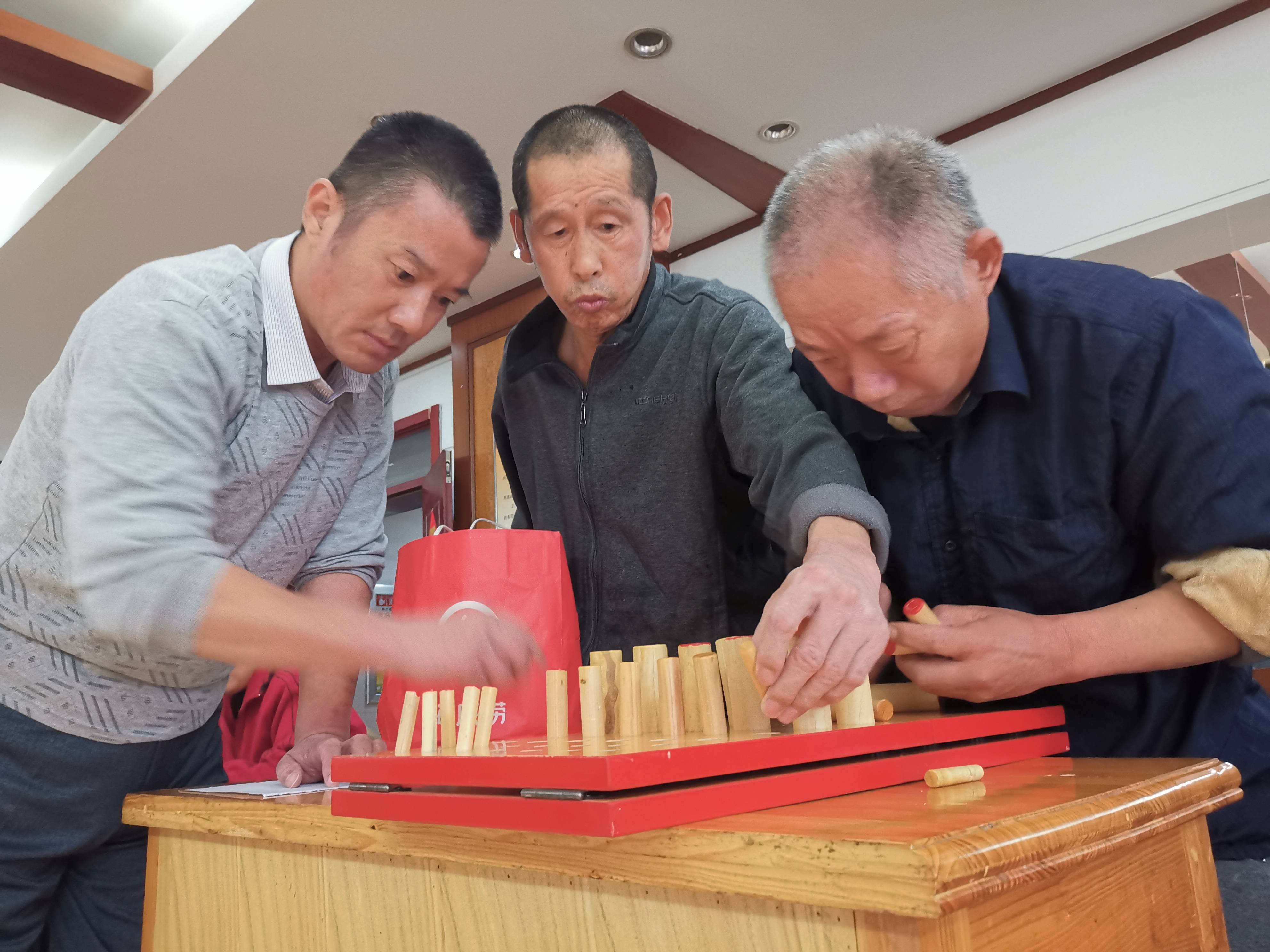 重阳节里重拾青春活力 ——济南市社会福利院组织开展“我们的节日·重阳”主题活动